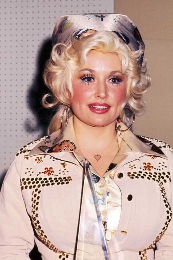 51 Hottest Dolly Parton Big Butt Pictures That Are Sure To Make You Her Most Prominent Admirer 203