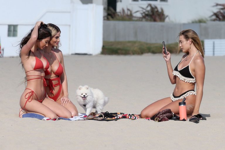 The Fans are wilding over images of Francesca Farago’s Beach hang-out with Haley Cureton and Madison Wyborny 23