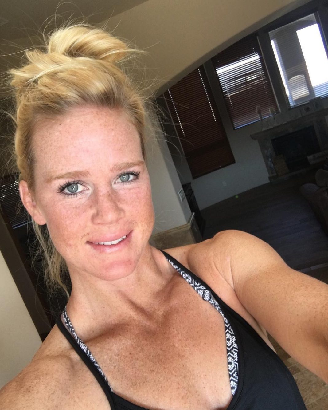 39 Holly Holm Nude Pictures Which Will Make You Give Up To Her Inexplicable Beauty 25