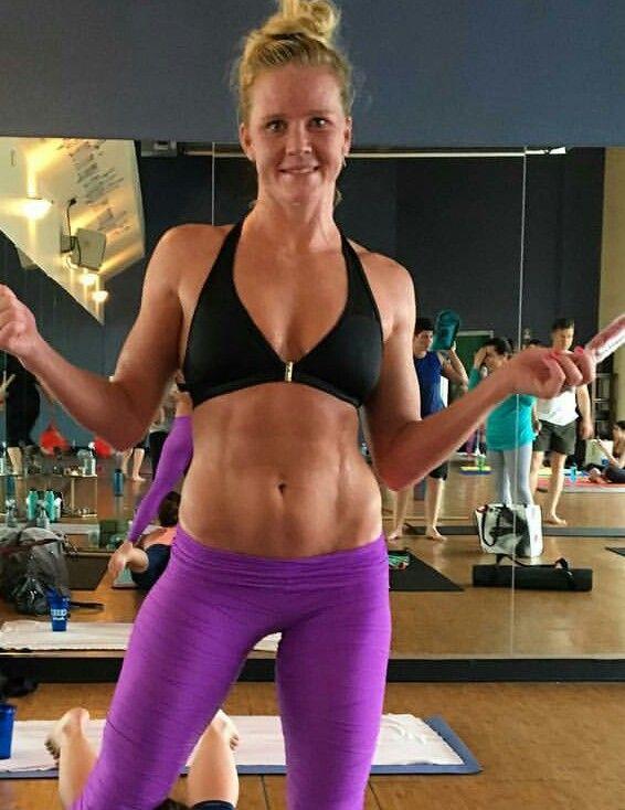 39 Holly Holm Nude Pictures Which Will Make You Give Up To Her Inexplicable Beauty 2