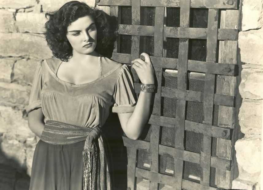 51 Sexy Jane Russell Boobs Pictures Showcase Her Ideally Impressive Figure 298