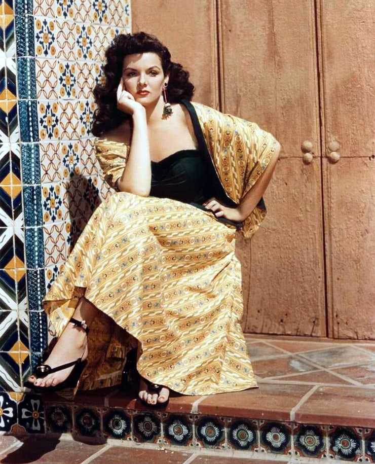 51 Sexy Jane Russell Boobs Pictures Showcase Her Ideally Impressive Figure 289