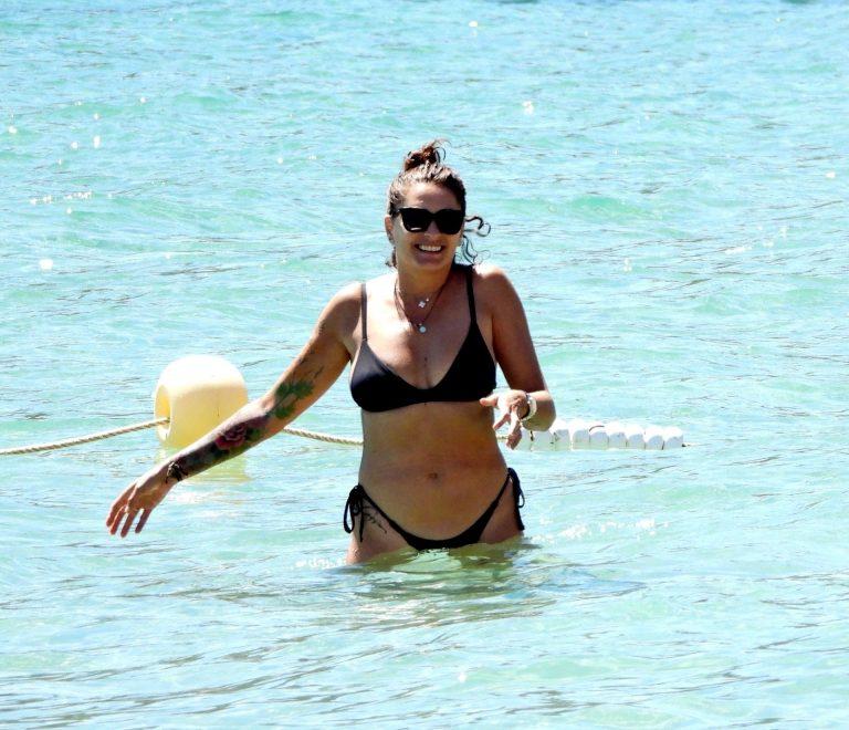 Robert Pires And Jessica Lemarie Enjoy A Holiday In Ibiza 29