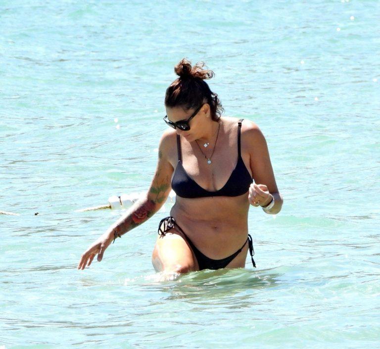 Robert Pires And Jessica Lemarie Enjoy A Holiday In Ibiza 3