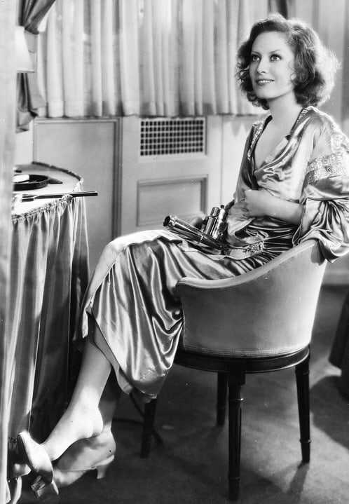 49 Joan Crawford Nude Pictures That Are Sure To Put Her Under The Spotlight 357