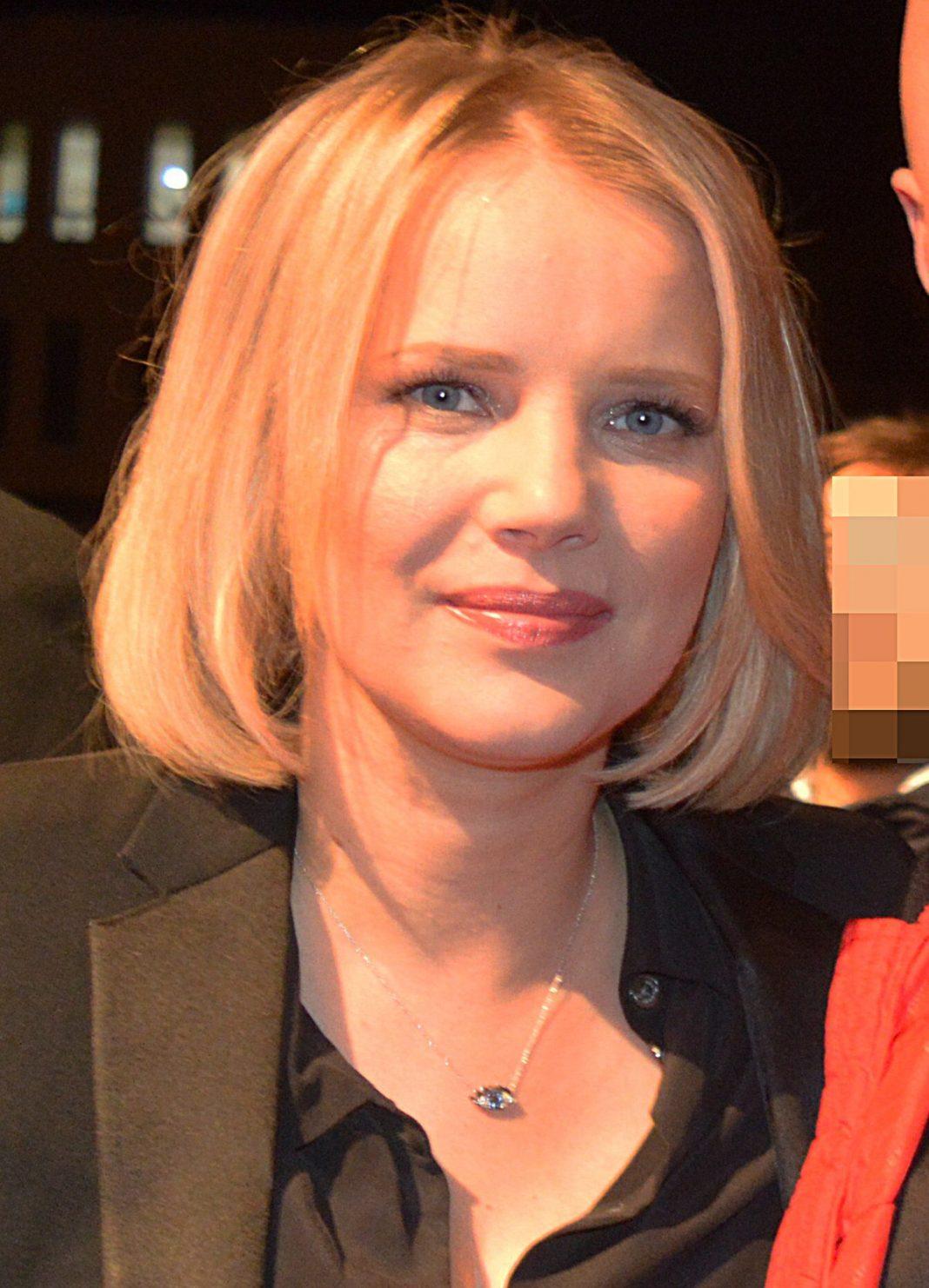 51 Sexy Joanna Kulig Boobs Pictures Are Going To Perk You Up 25