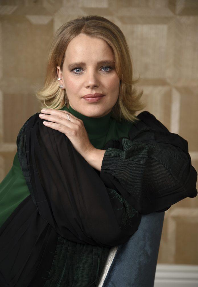 51 Sexy Joanna Kulig Boobs Pictures Are Going To Perk You Up 13