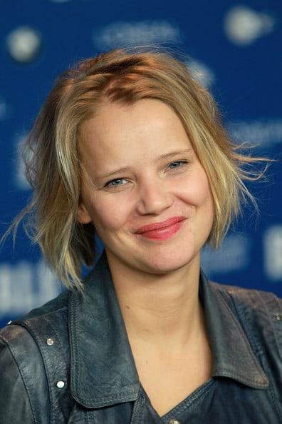 51 Sexy Joanna Kulig Boobs Pictures Are Going To Perk You Up 33