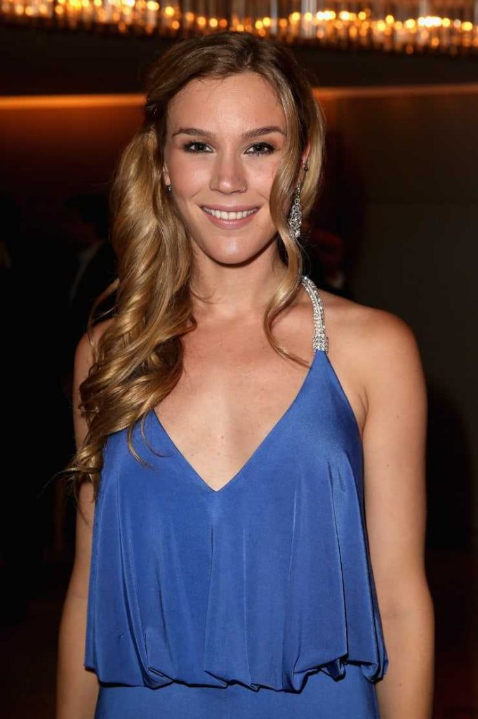 46 Joss Stone Nude Pictures Will Drive You Frantically Enamored With This Sexy Vixen 13