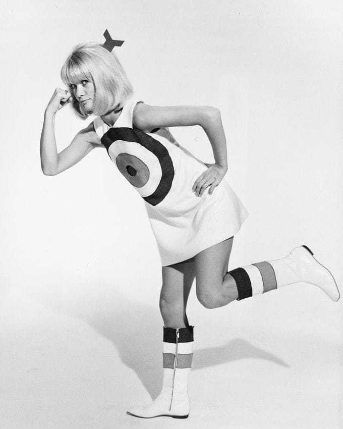 49 Judy Geeson Nude Pictures Brings Together Style, Sassiness And Sexiness 75