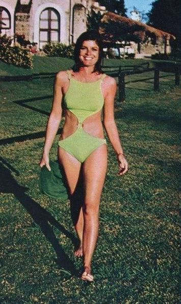Katharine Ross bikini pics