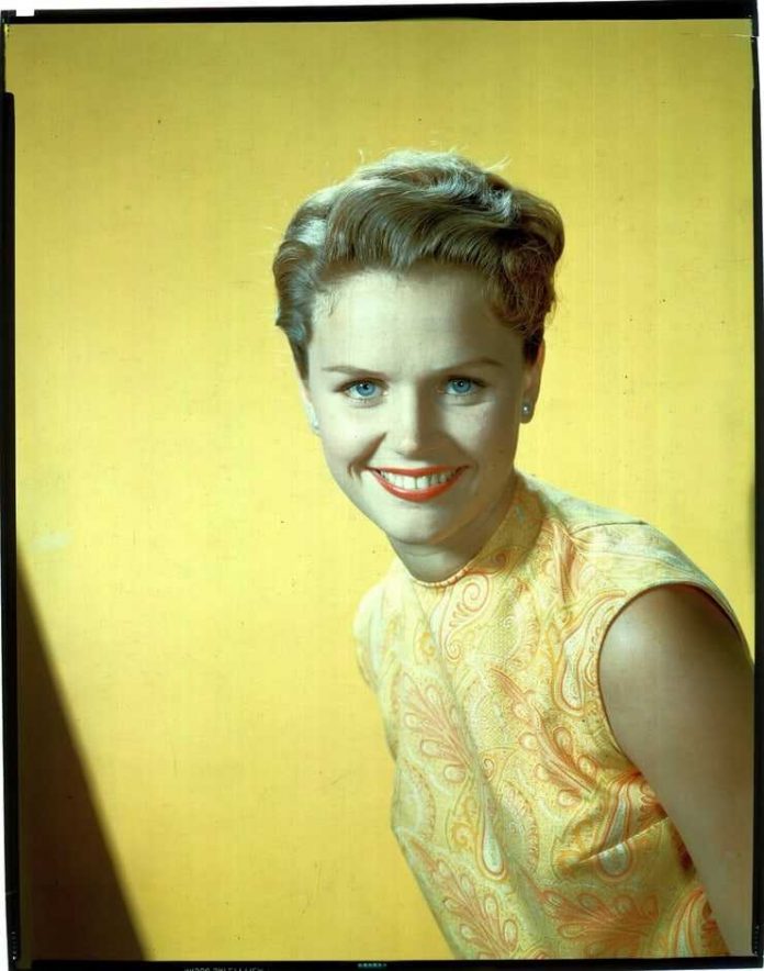 51 Hottest Lee Remick Big Butt Pictures Which Will Cause You To Surrender To Her Inexplicable Beauty 14