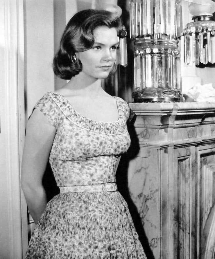 51 Sexy Lee Remick Boobs Pictures That Will Make Your Heart Pound For Her 7...