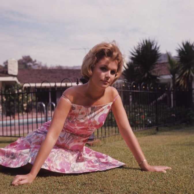 Lee Remick sexy