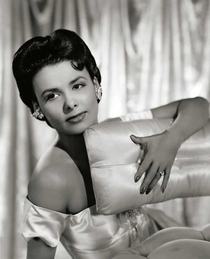 51 Sexy Lena Horne Boobs Pictures Will Leave You Stunned By Her Sexiness 30