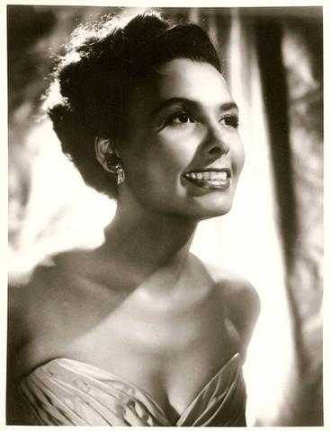 51 Sexy Lena Horne Boobs Pictures Will Leave You Stunned By Her Sexiness 135