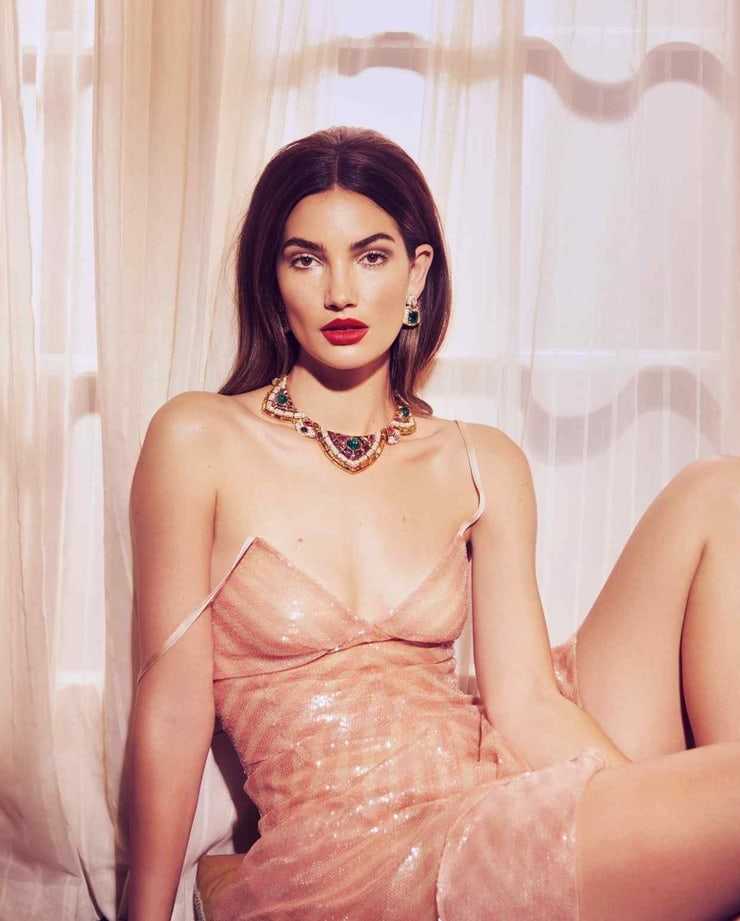 51 Sexy Lily Aldridge Boobs Pictures Will Cause You To Lose Your Psyche 33