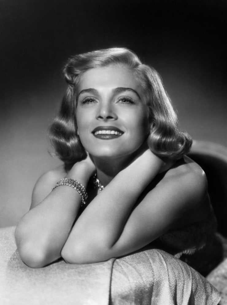 51 Sexy Lizabeth Scott Boobs Pictures Which Will Make You Succumb To Her 16
