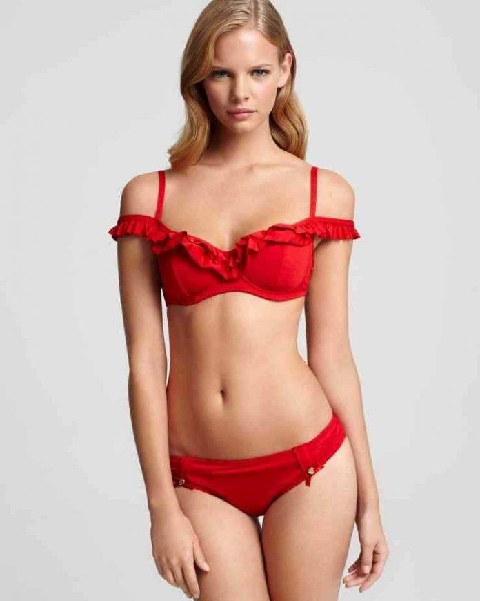 Marloes Horst red bikini pics