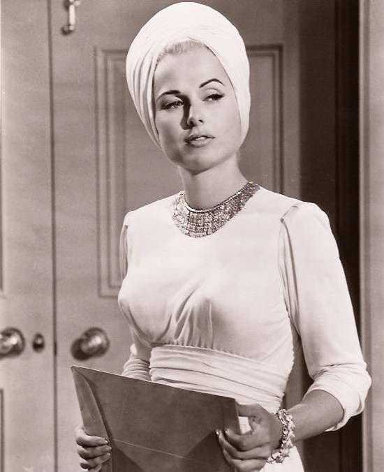 51 Sexy Martha Hyer Boobs Pictures Will Induce Passionate Feelings for Her 5