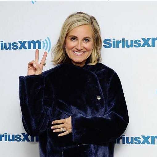 50+ Hot Pictures Of Maureen McCormick That Will Make Your Heart Thump For Her 11