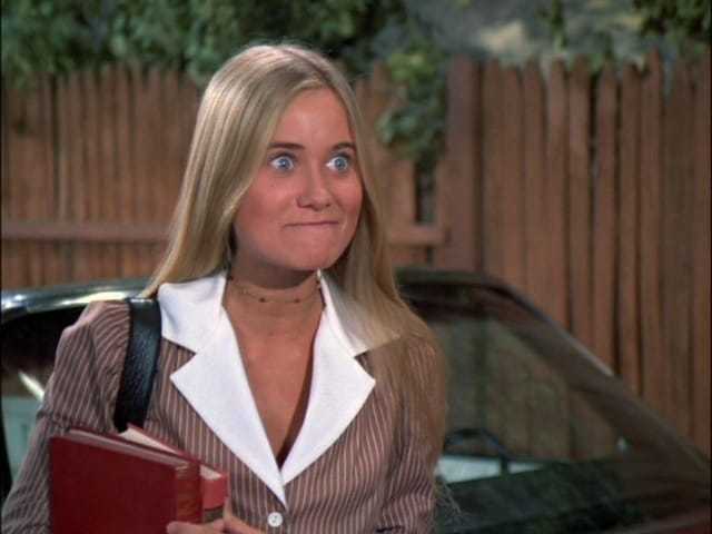 50+ Hot Pictures Of Maureen McCormick That Will Make Your Heart Thump For Her 38