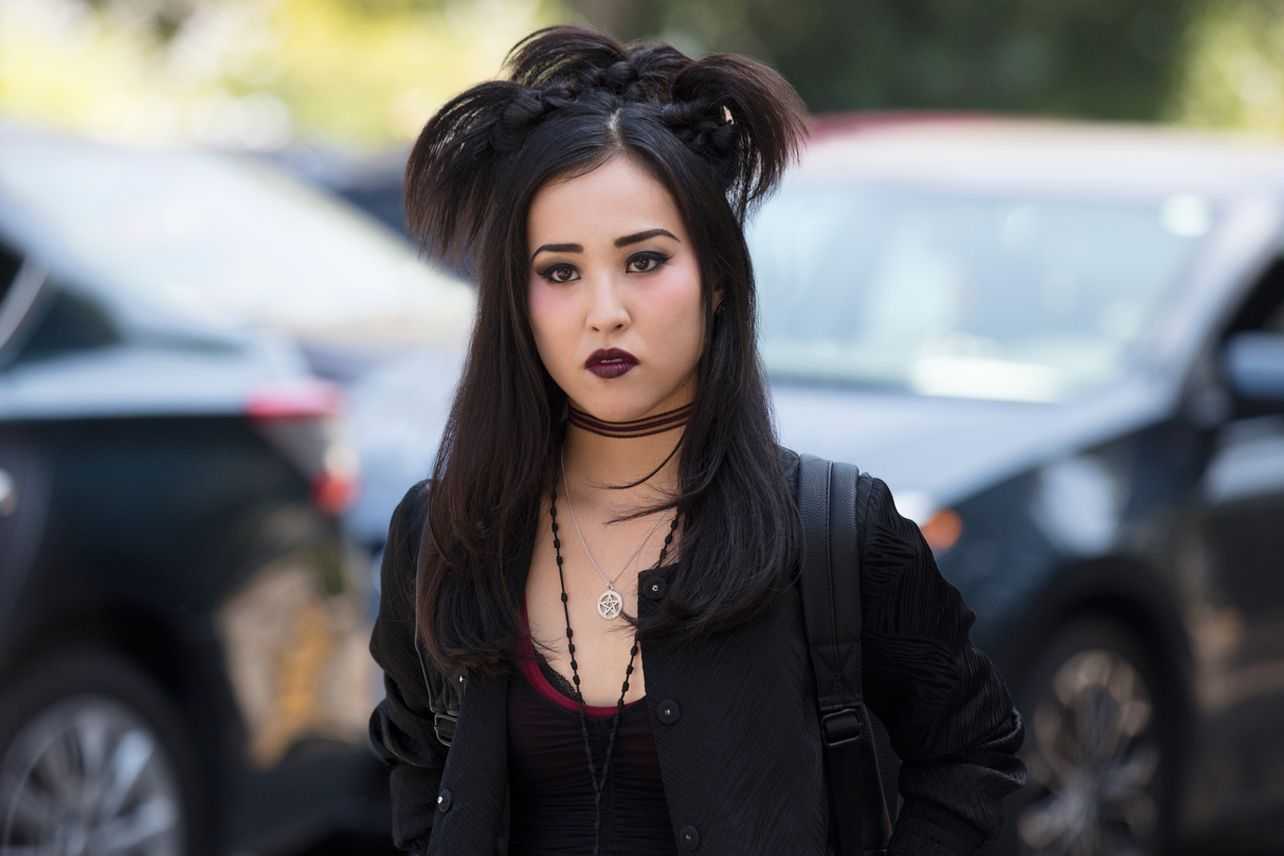 41 Hot Pictures Of Nico Minoru That Will Make You Begin To Look All Starry Eyed At Her 509