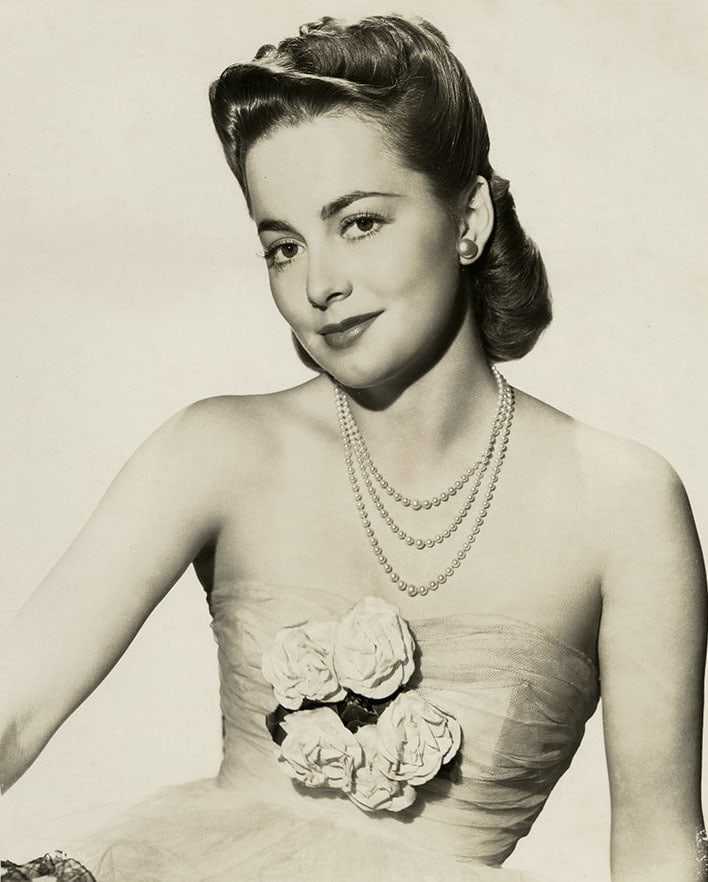 51 Sexy Olivia de Havilland Boobs Pictures Are Sure To Leave You Baffled 22