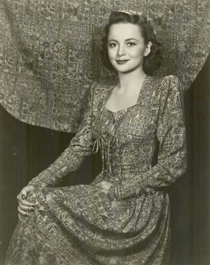 51 Sexy Olivia de Havilland Boobs Pictures Are Sure To Leave You Baffled 645