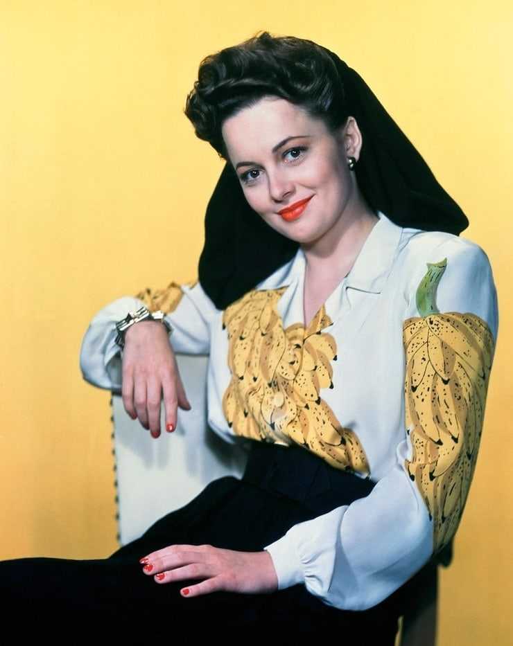 51 Sexy Olivia de Havilland Boobs Pictures Are Sure To Leave You Baffled 679
