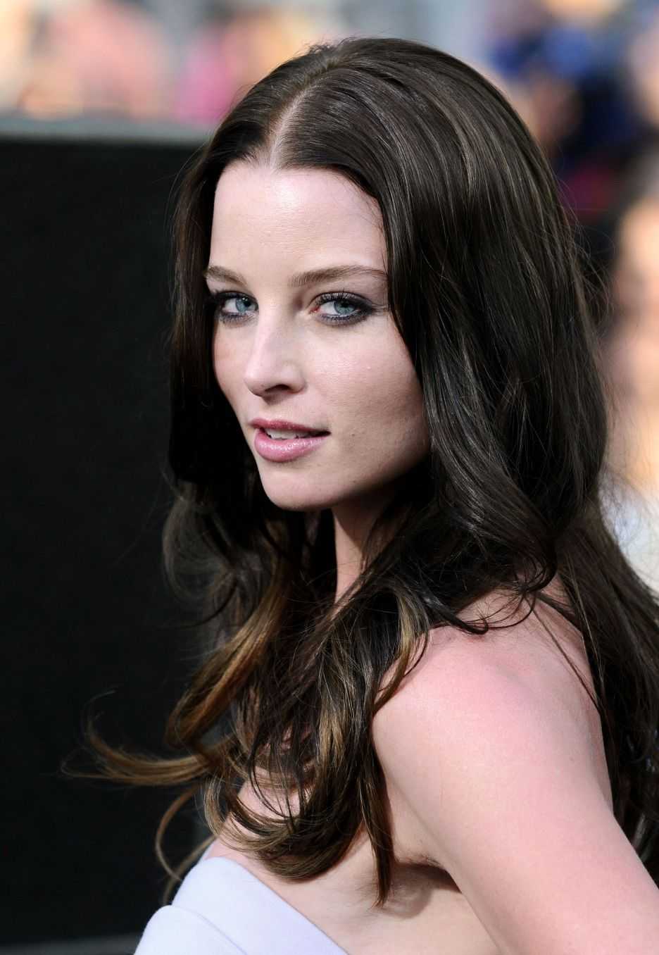 70+ Hot Pictures Of Rachel Nichols Are Just Pure Bliss For Us 21