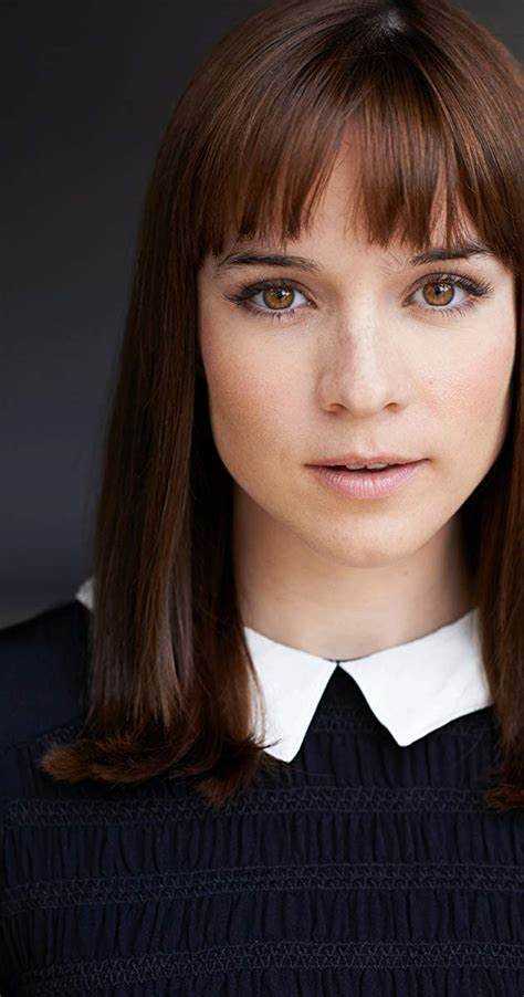 70+ Hot Pictures Of Renee Felice Smith From NCIS Los Angeles Will Her Fans Mad 247