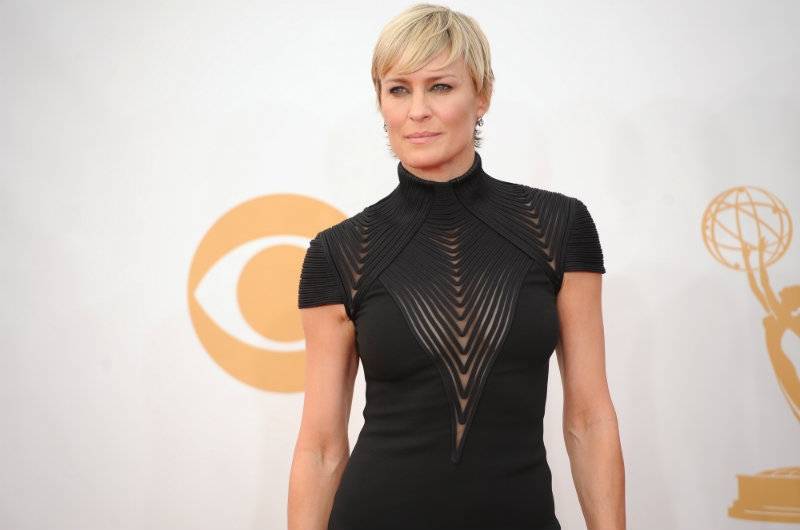 60+ Hottest Robin Wright Boobs Pictures Will Make Your Pray Her like Goddess 25
