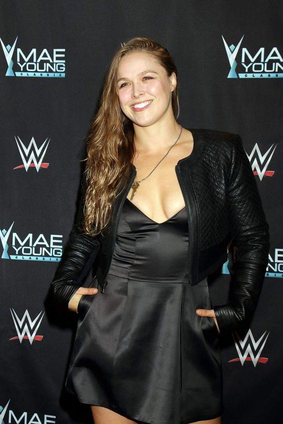 51 Sexy Ronda Rousey Boobs Pictures Will Leave You Panting For Her 50