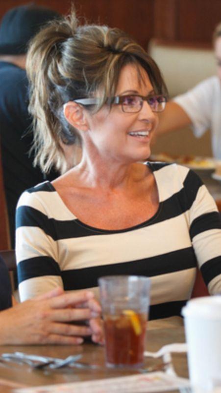 51 Hottest Sarah Palin Big Butt Pictures Are Really Epic 26
