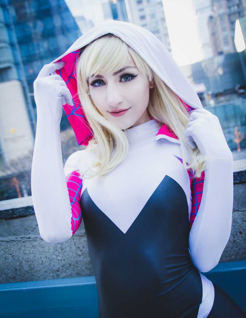 61 Hot Pictures Of Spider Gwen Are So Damn Sexy That We Don’t Deserve Her 11