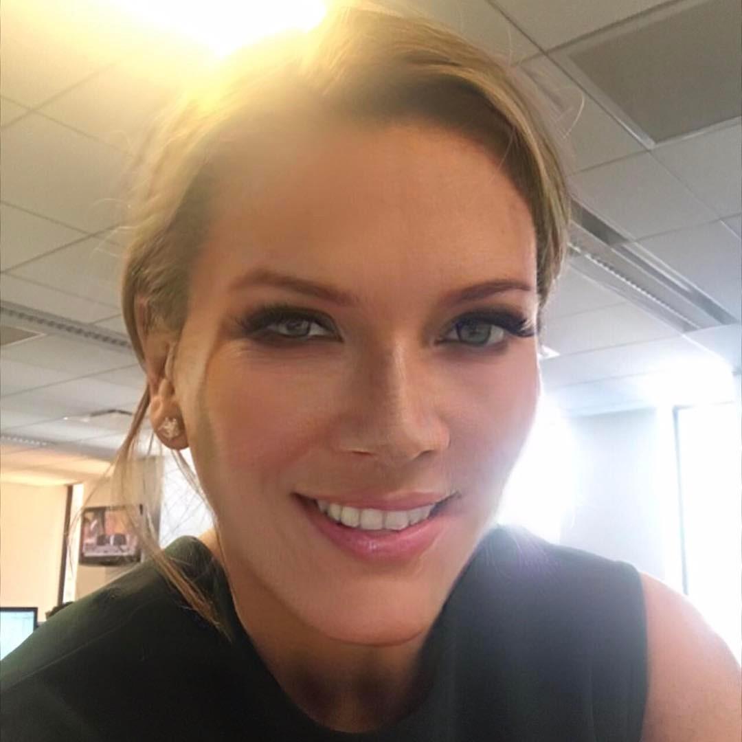 51 Sexy Trish Regan Boobs Pictures Are Sure To Leave You Baffled 45