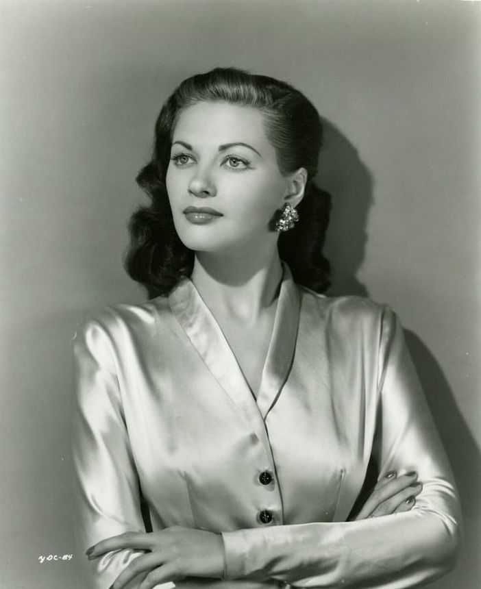 51 Sexy Yvonne De Carlo Boobs Pictures Which Will Get All Of You Perspiring 26