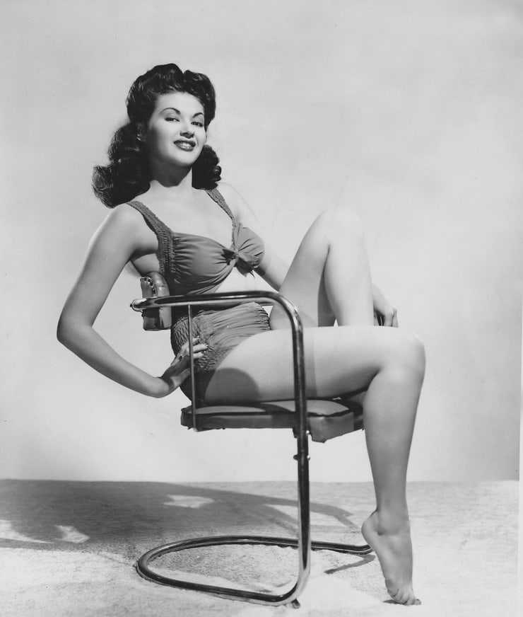 51 Sexy Yvonne De Carlo Boobs Pictures Which Will Get All Of You Perspiring...