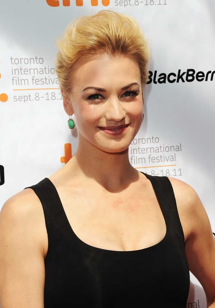 51 Hottest Yvonne Strahovski Big Butt Pictures Are Blessing From God To People 592
