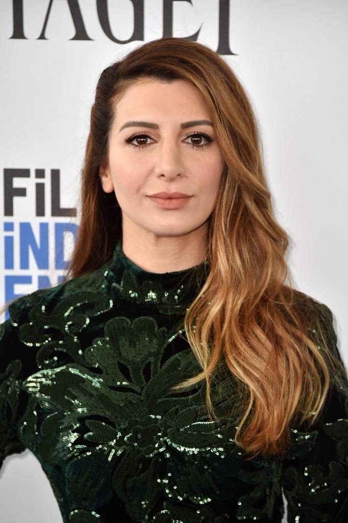 60+ Hot Pictures Of Nasim Pedrad Are Delight For Fans 111