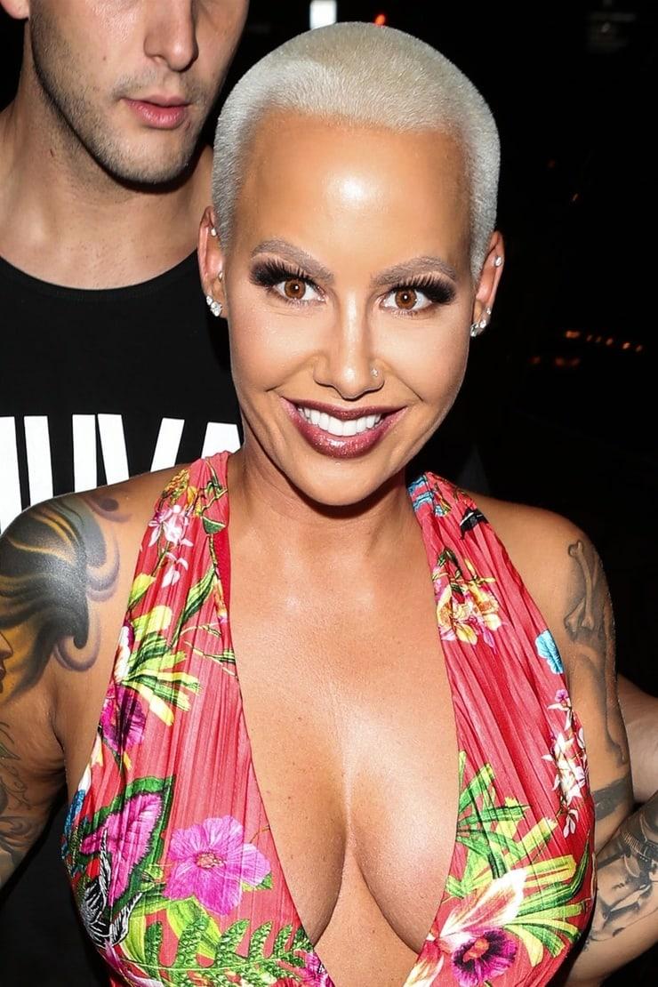 70+ Hottest Amber Rose Pictures That Will Drive You Nuts 14