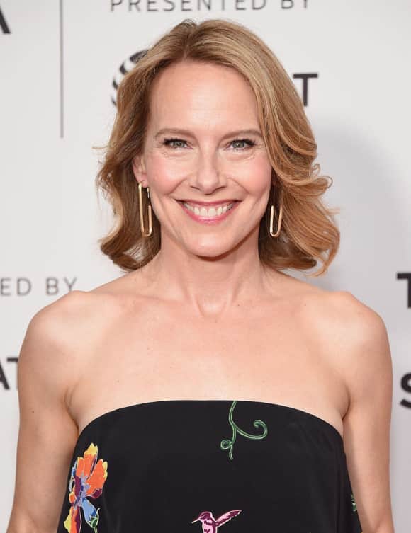60+ Hot Pictures Of Amy Ryan Will Drive You Madly In Love For Her 11