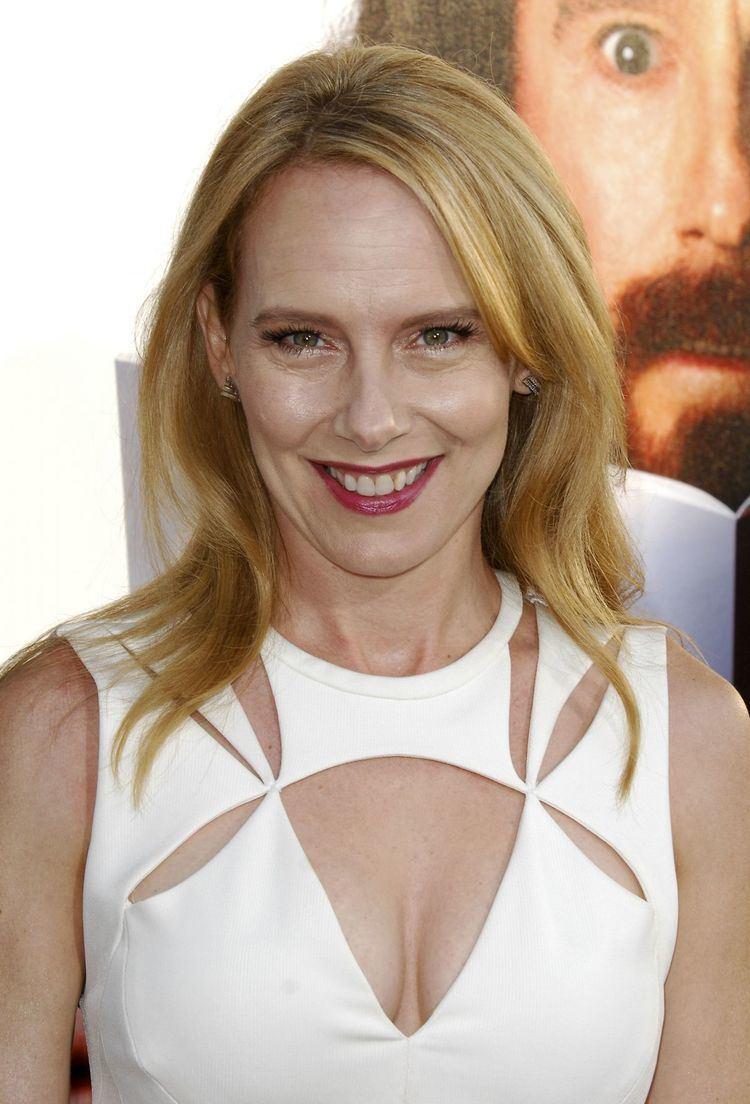 60+ Hot Pictures Of Amy Ryan Will Drive You Madly In Love For Her 12