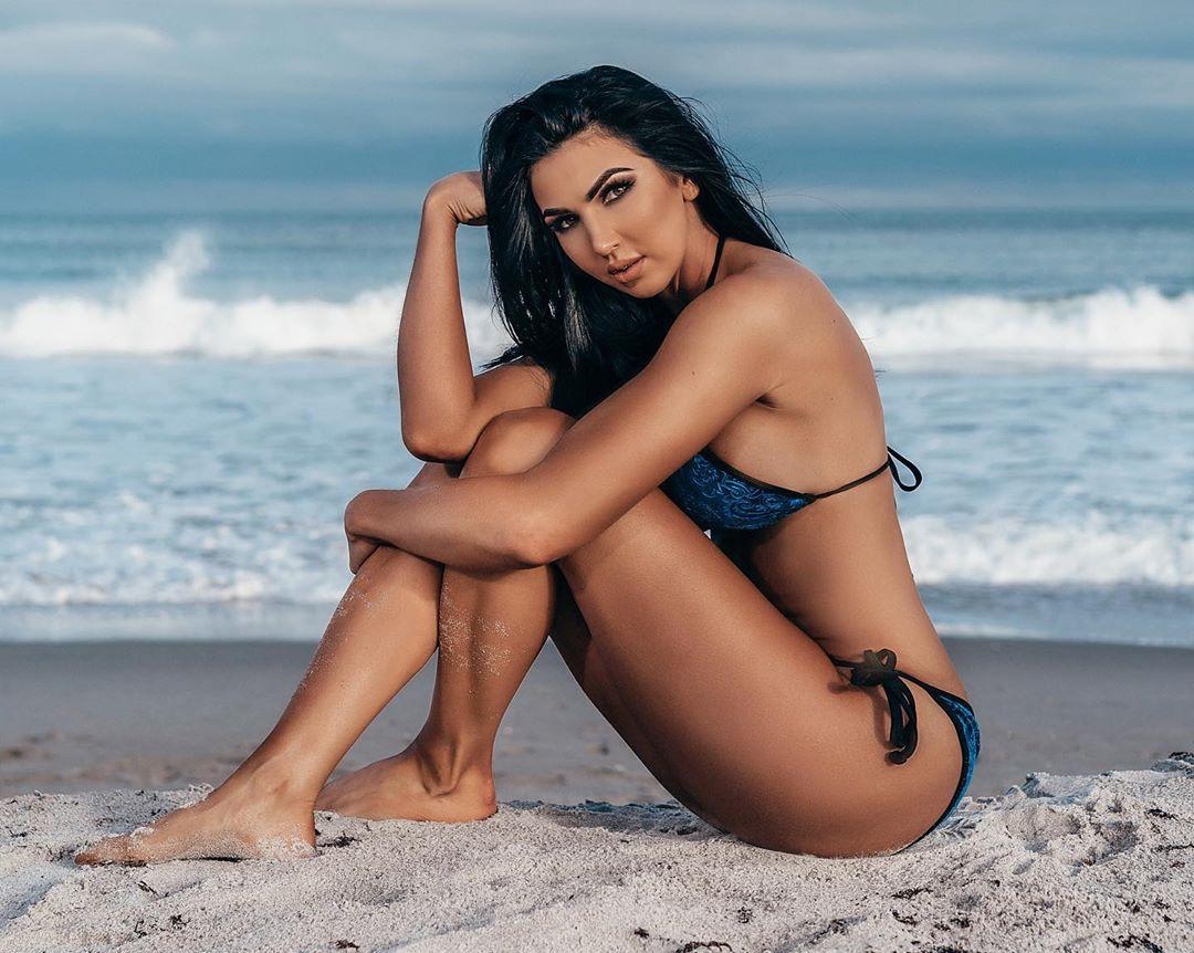 60+ Hot Pictures Of Billie Kay Will Rock The WWE Fan Inside You 249