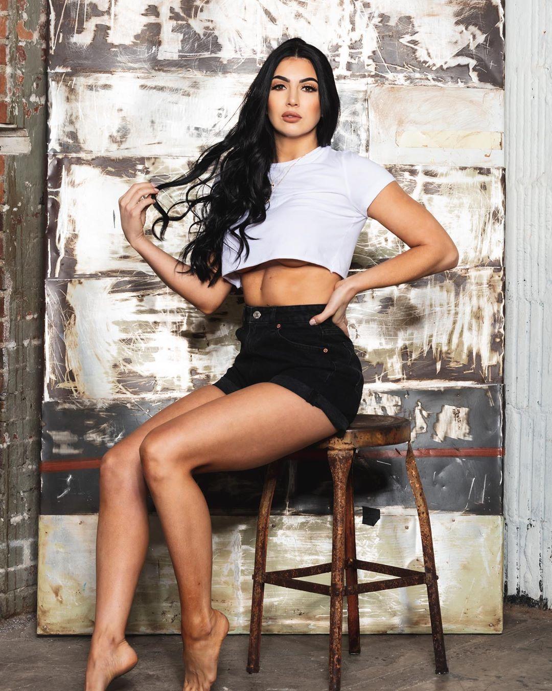 60+ Hot Pictures Of Billie Kay Will Rock The WWE Fan Inside You 9