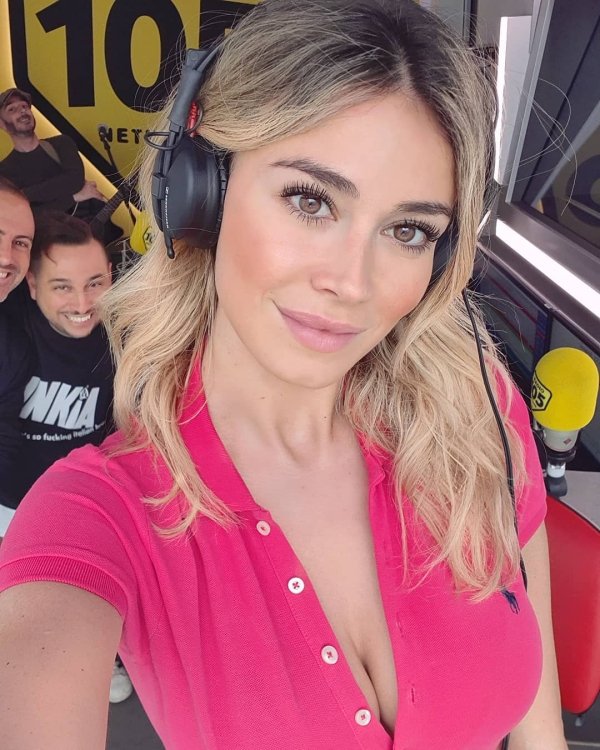 Italian TV personality Diletta Leotta might just be the hottest human alive is here! (43 photos) 23