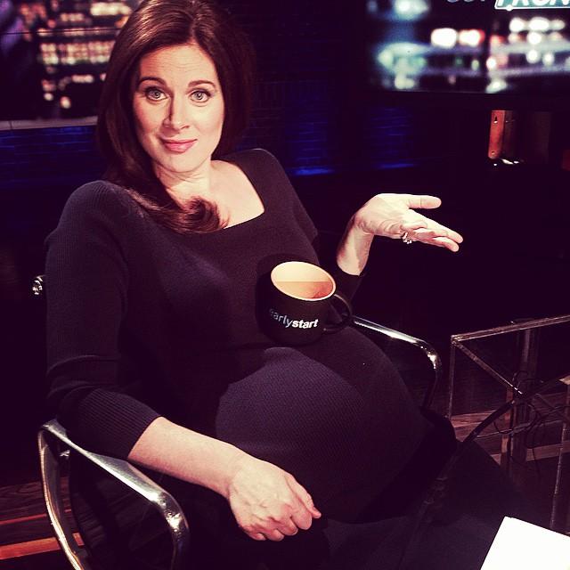 50+ Erin Burnett Hot Pictures Will Make You Go Crazy For This Babe 124