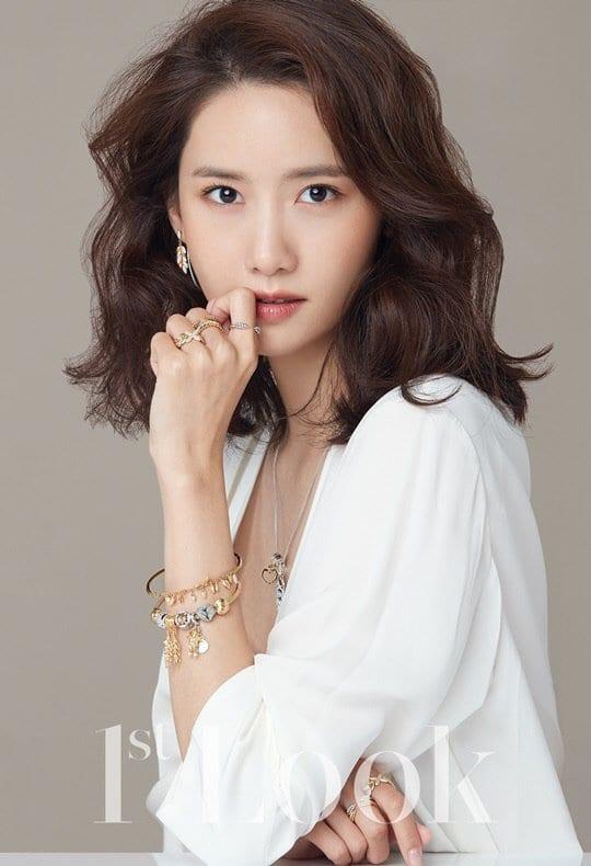 60+ Hot Pictures Of Im Yoona Which Are Going To Make You Want Her Badly 428