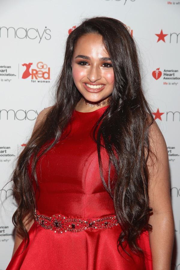 70+ Hot Pictures Of Jazz Jennings Which Will Make Your Mouth Water 54